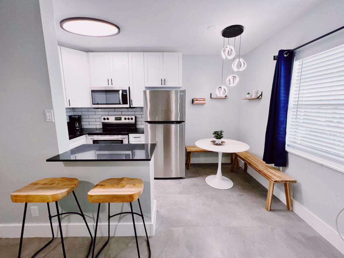 Holiday Park Apartments By Lowkl Fort Lauderdale Exterior foto